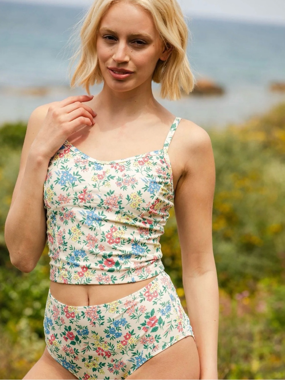 💐🪻Lime Ricki NWT Clare Classic Crop Top medium 🥛